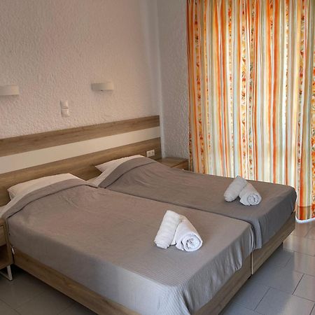 Georgina Hotel Agia Marina  Eksteriør billede