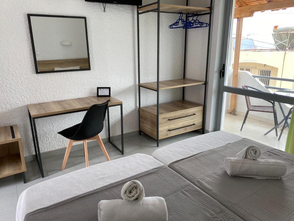 Georgina Hotel Agia Marina  Eksteriør billede