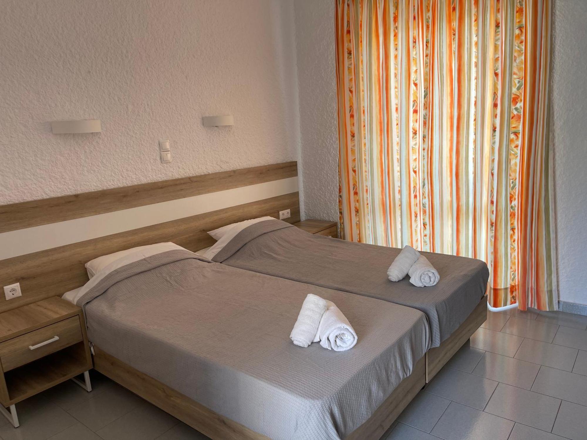 Georgina Hotel Agia Marina  Eksteriør billede
