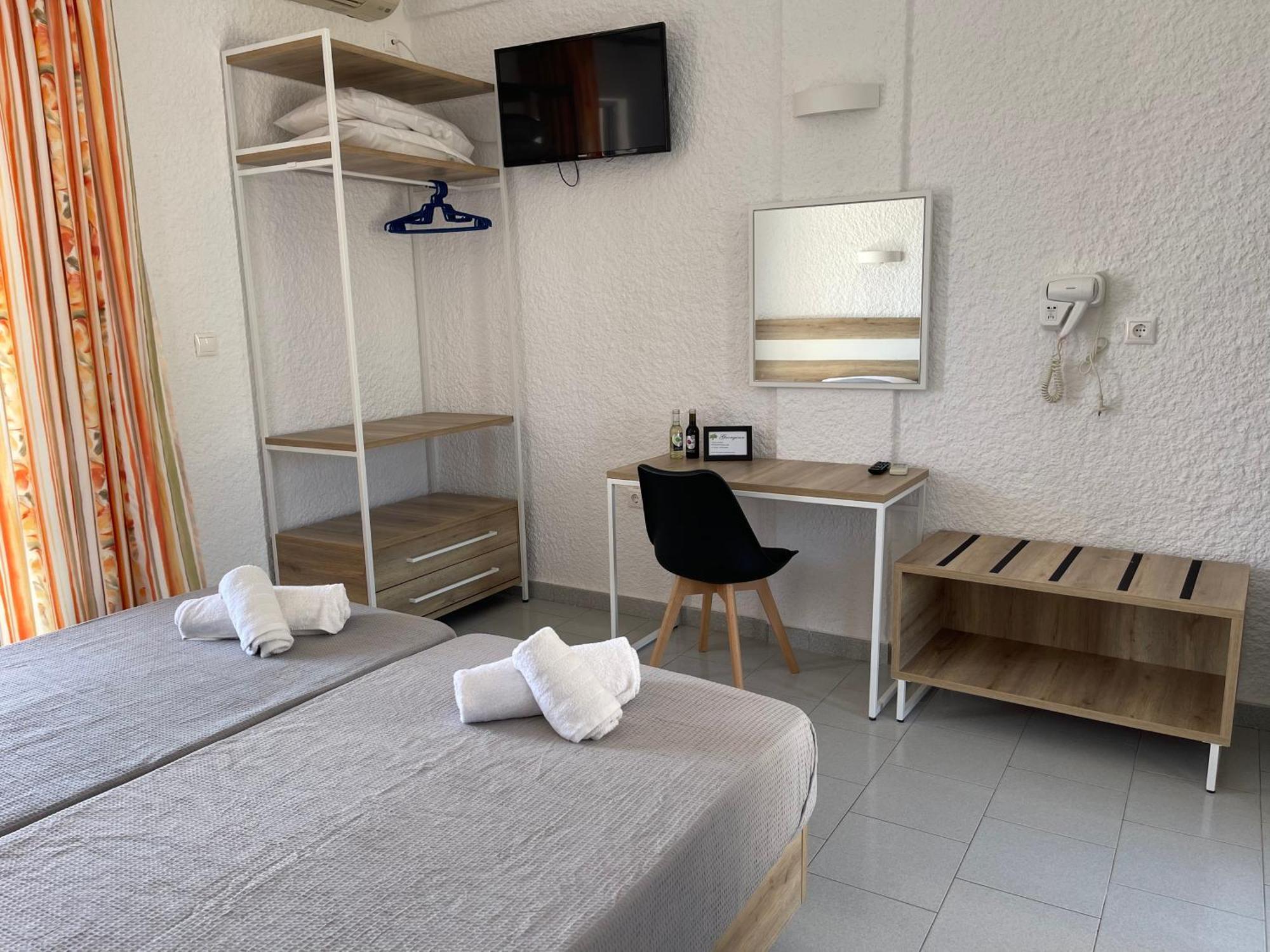 Georgina Hotel Agia Marina  Eksteriør billede